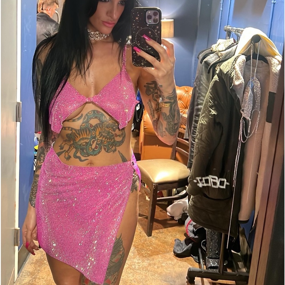 Hot Pink Glitter Chainmail Skirt Set ✨⛓️